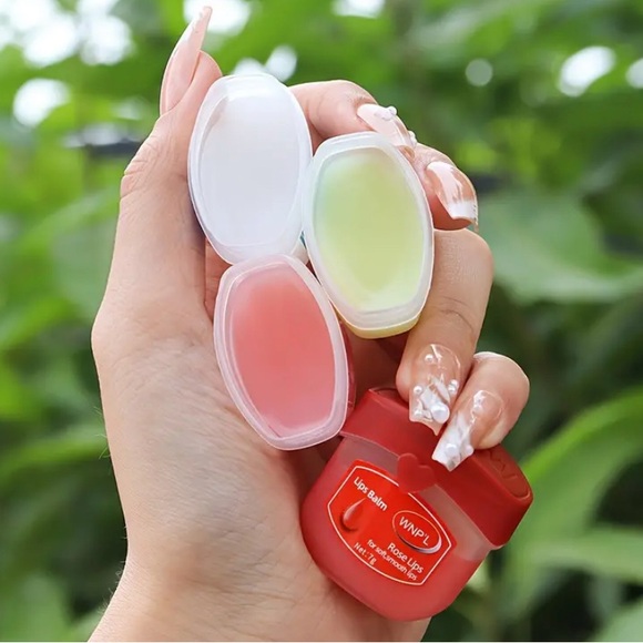 6Pcs Moisturizing Lip Balm Set. - Picture 5 of 10